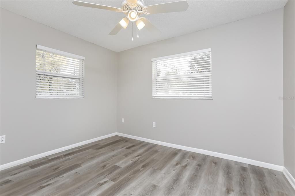 出租: $1,995 (3 贝兹, 2 浴室, 1683 平方英尺)