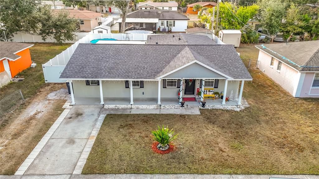 For Sale: $405,000 (4 beds, 2 baths, 1886 Square Feet)