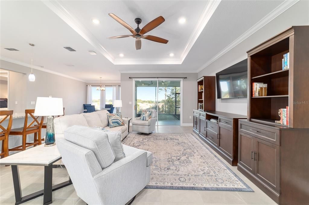 На продажу: $449,900 (3 спален, 2 ванн, 2275 Квадратных фут)