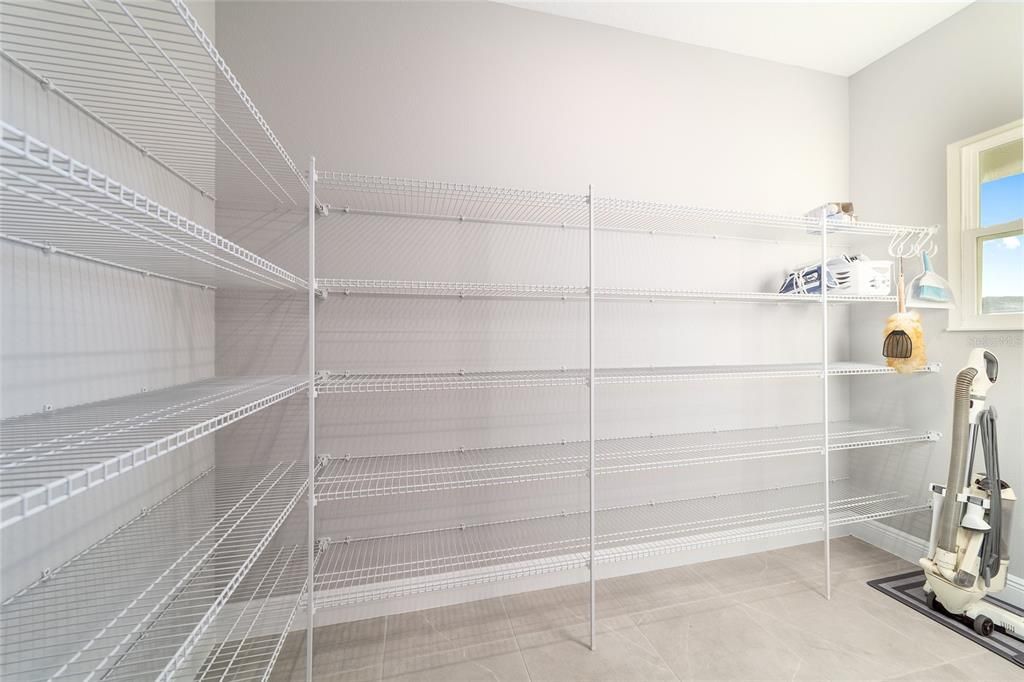 На продажу: $449,900 (3 спален, 2 ванн, 2275 Квадратных фут)