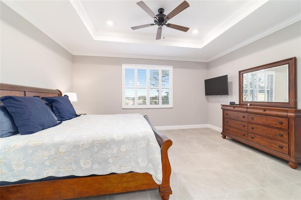 На продажу: $449,900 (3 спален, 2 ванн, 2275 Квадратных фут)