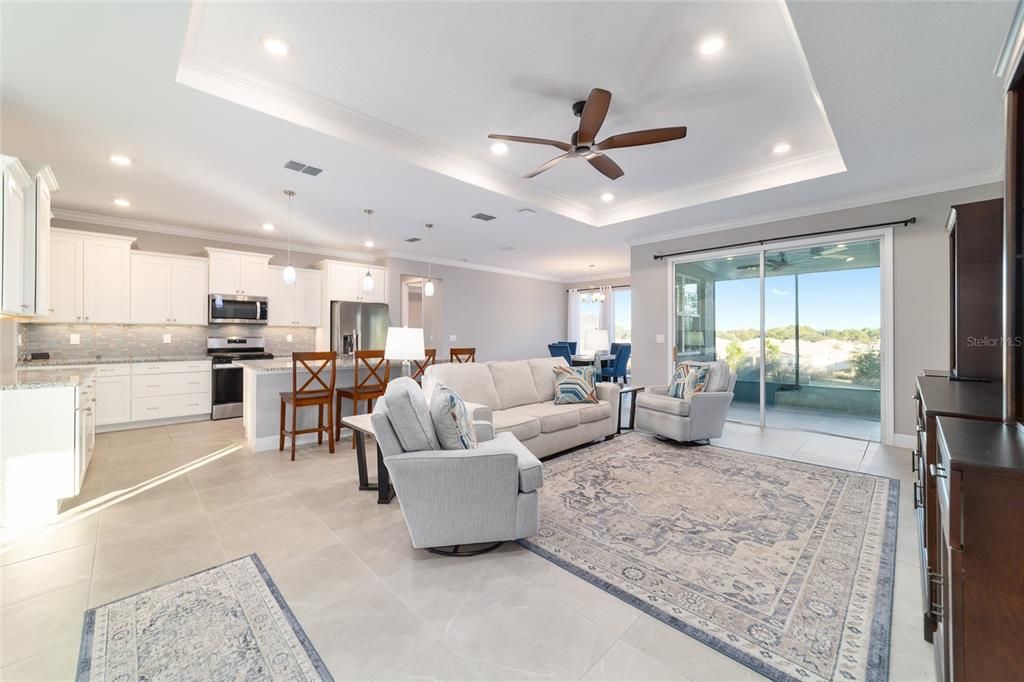 На продажу: $449,900 (3 спален, 2 ванн, 2275 Квадратных фут)