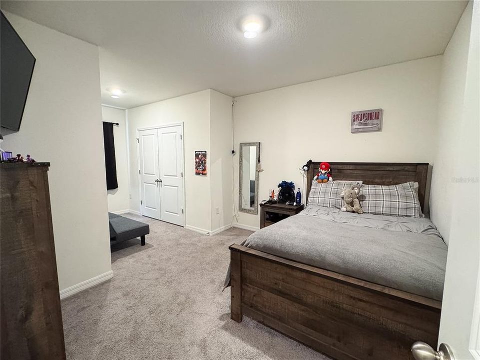 For Rent: $2,000 (3 beds, 2 baths, 1673 Square Feet)