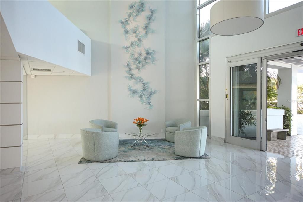 出租: $5,500 (2 贝兹, 2 浴室, 1642 平方英尺)