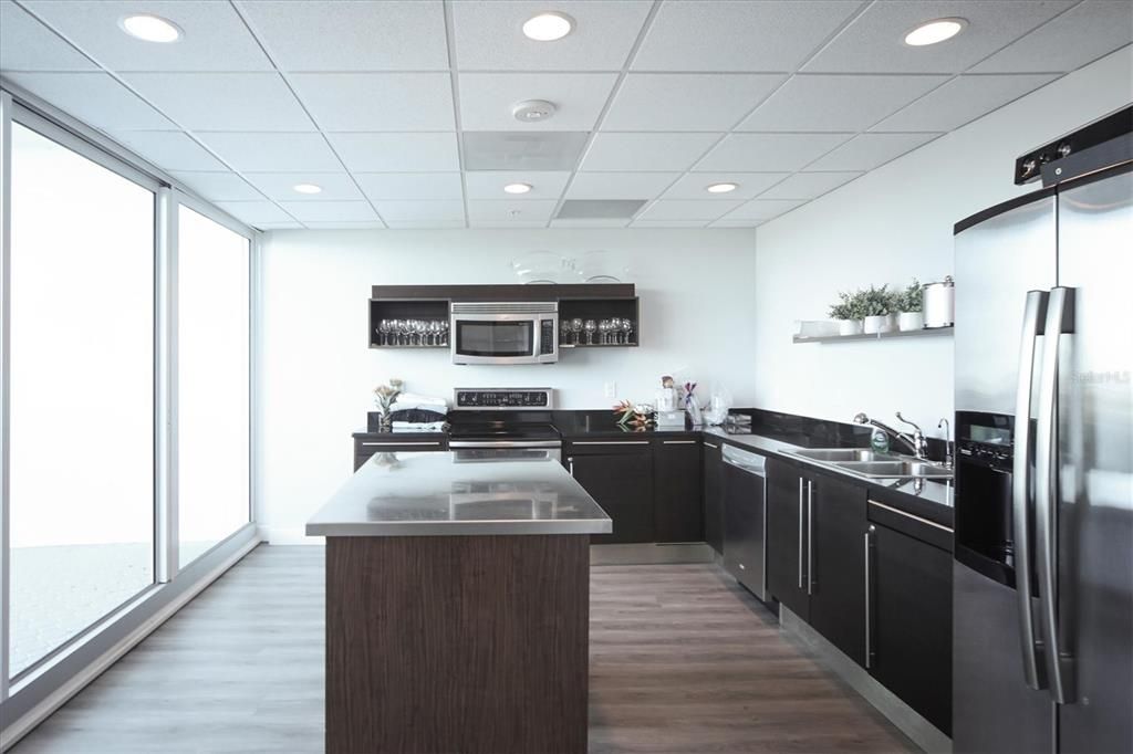 出租: $5,500 (2 贝兹, 2 浴室, 1642 平方英尺)