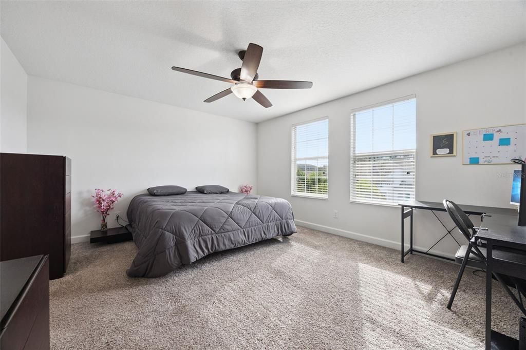 En Venta: $499,900 (3 camas, 2 baños, 2011 Pies cuadrados)