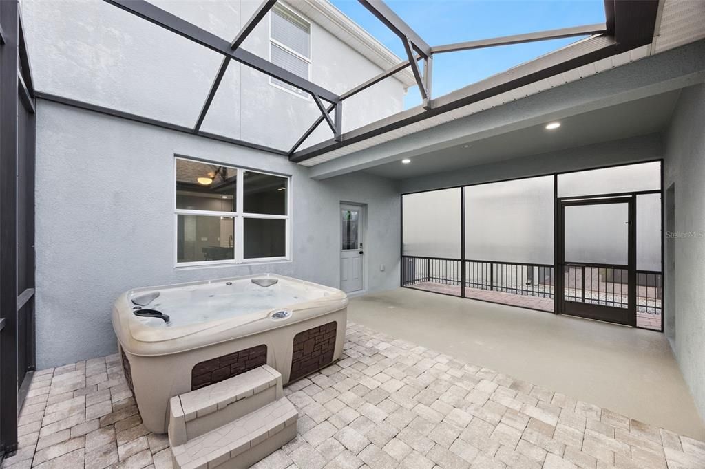 En Venta: $499,900 (3 camas, 2 baños, 2011 Pies cuadrados)