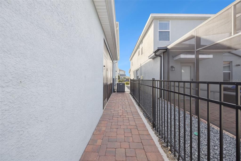 En Venta: $499,900 (3 camas, 2 baños, 2011 Pies cuadrados)