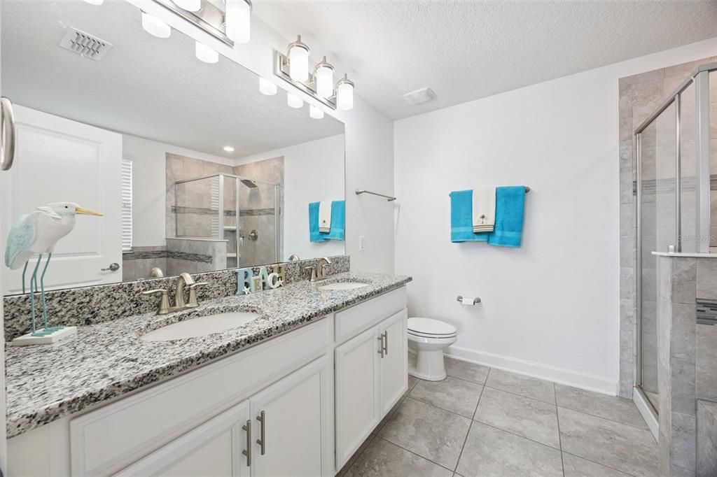 En Venta: $499,900 (3 camas, 2 baños, 2011 Pies cuadrados)