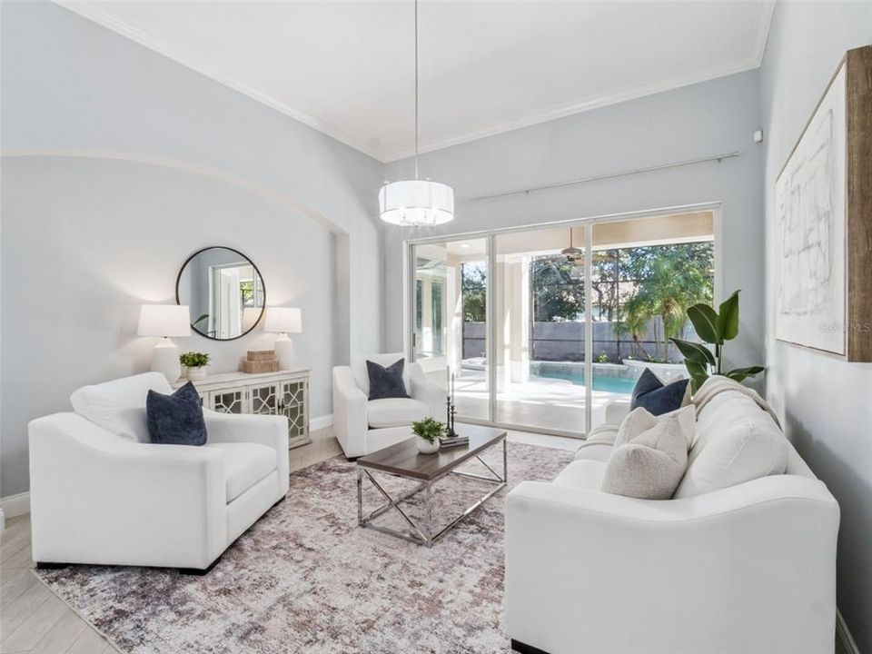 For Sale: $999,000 (5 beds, 4 baths, 3516 Square Feet)