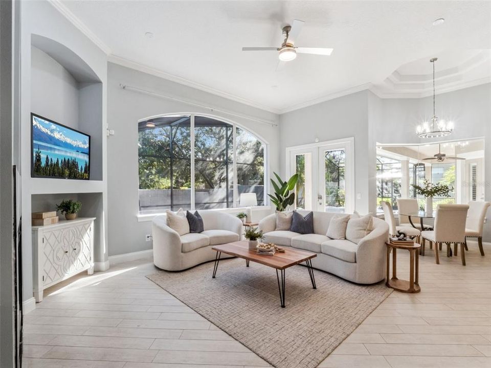 For Sale: $999,000 (5 beds, 4 baths, 3516 Square Feet)