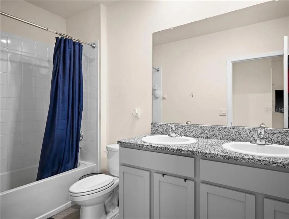 For Rent: $2,700 (4 beds, 2 baths, 2328 Square Feet)