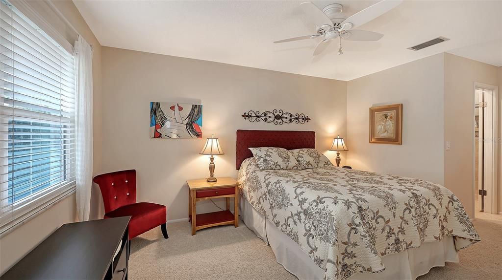 待售: $450,000 (3 贝兹, 2 浴室, 1407 平方英尺)