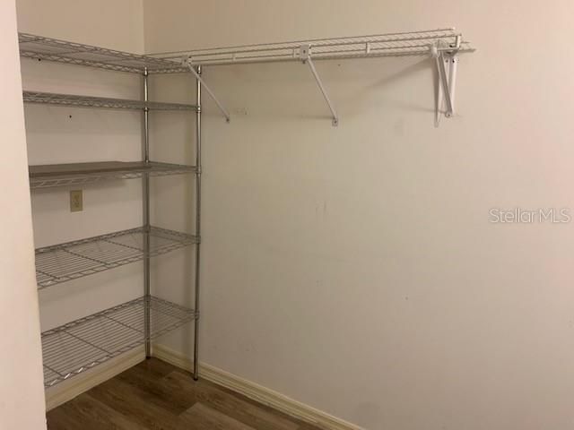 待售: $199,900 (2 贝兹, 2 浴室, 1351 平方英尺)