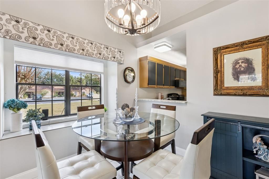 待售: $179,900 (2 贝兹, 2 浴室, 1015 平方英尺)