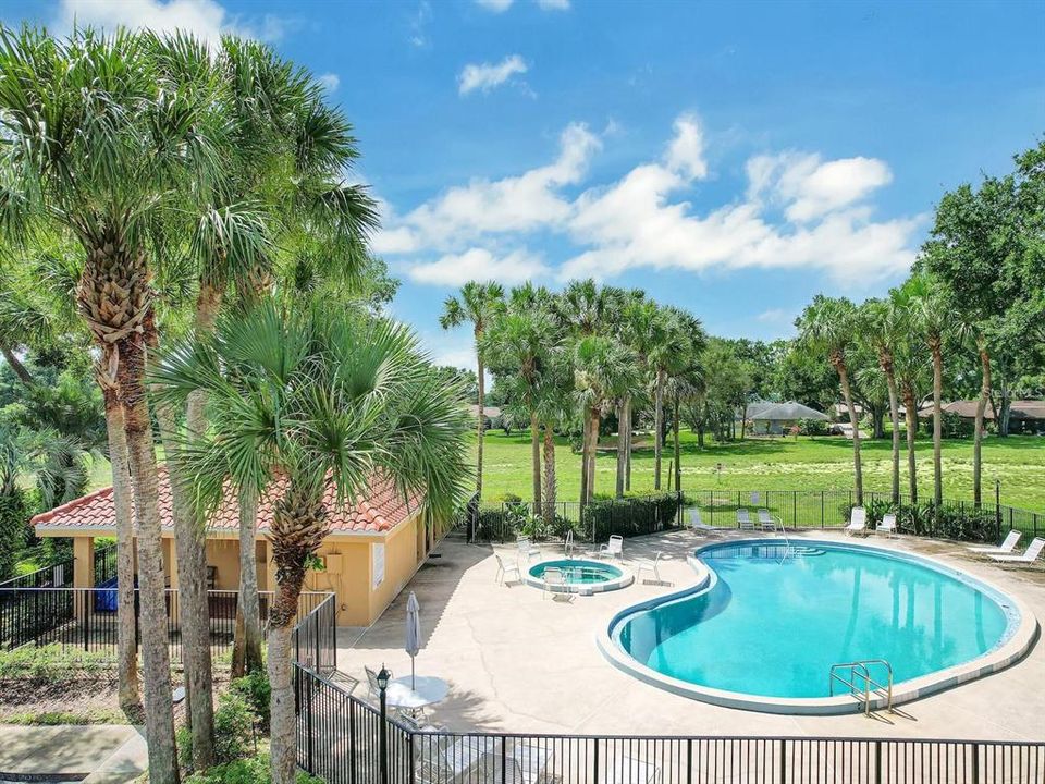 待售: $179,900 (2 贝兹, 2 浴室, 1015 平方英尺)