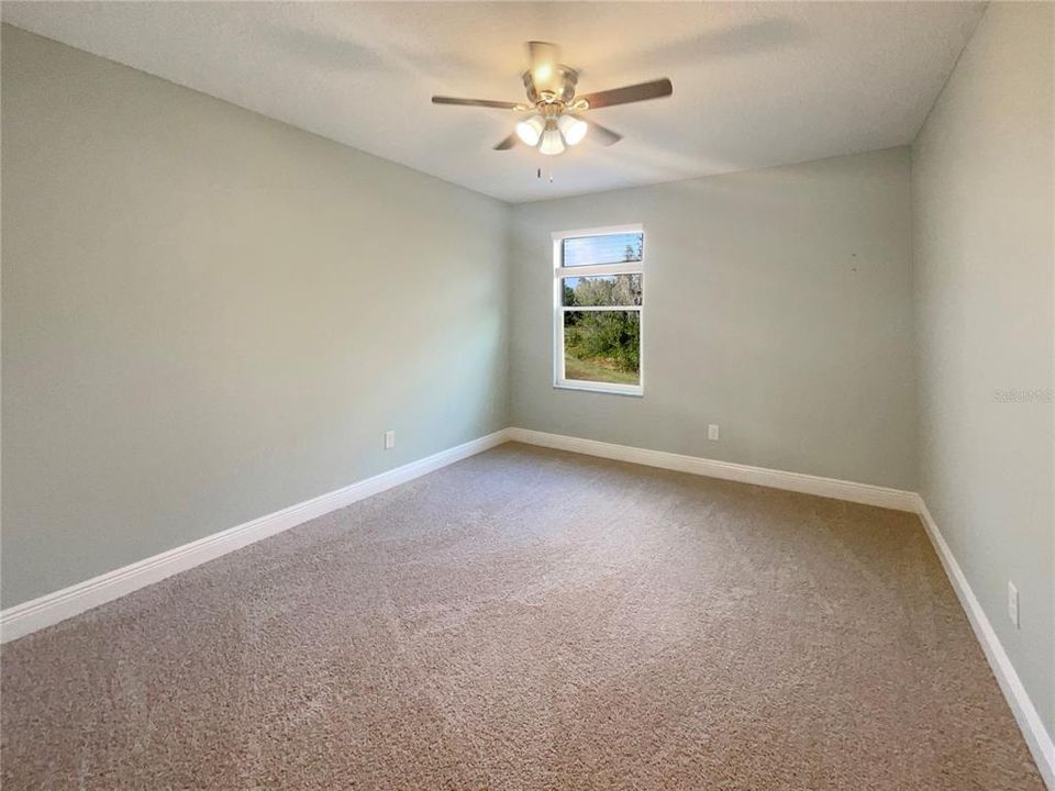 For Sale: $600,000 (5 beds, 4 baths, 3594 Square Feet)