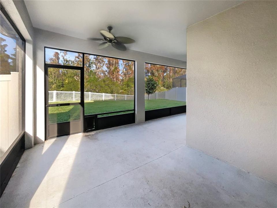 For Sale: $600,000 (5 beds, 4 baths, 3594 Square Feet)