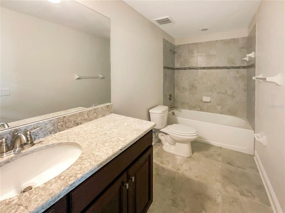 For Sale: $600,000 (5 beds, 4 baths, 3594 Square Feet)