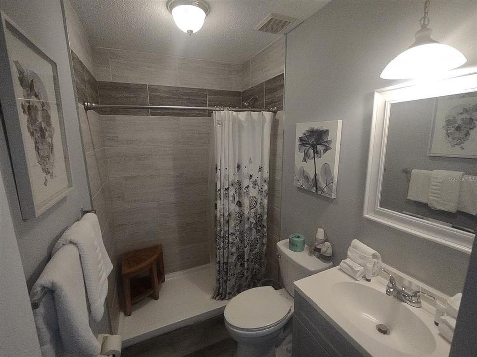 For Sale: $315,000 (2 beds, 2 baths, 1336 Square Feet)