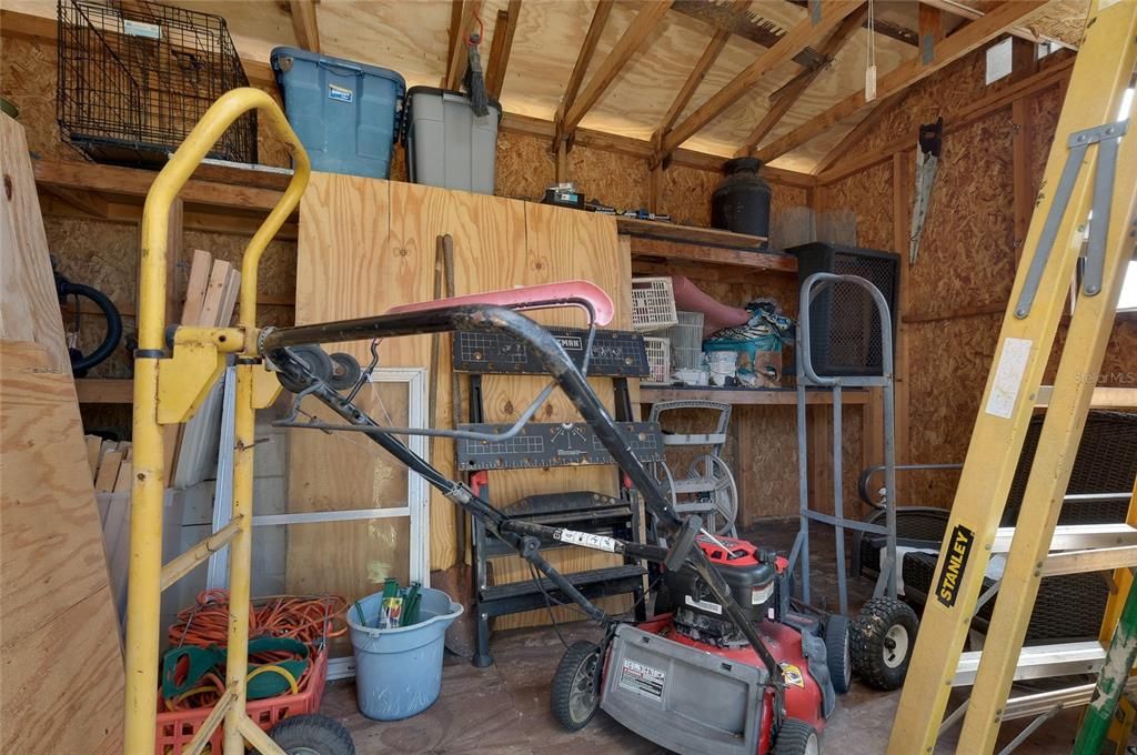 For Sale: $279,900 (2 beds, 2 baths, 988 Square Feet)