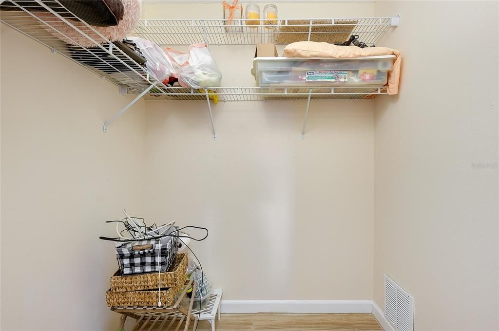 For Sale: $279,900 (2 beds, 2 baths, 988 Square Feet)