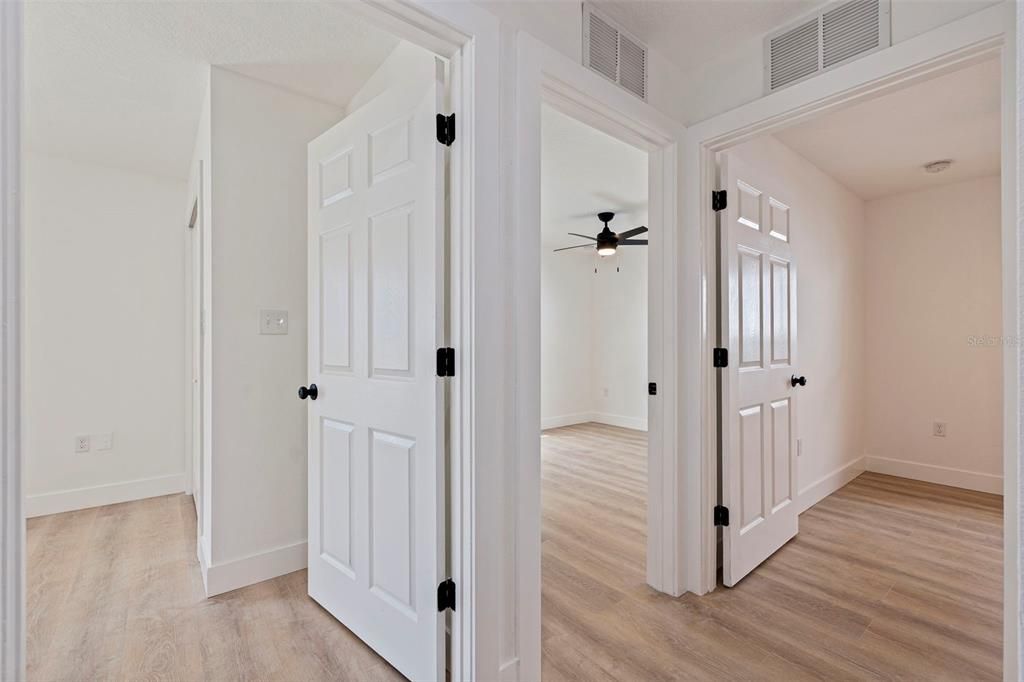 For Sale: $349,900 (4 beds, 2 baths, 1392 Square Feet)