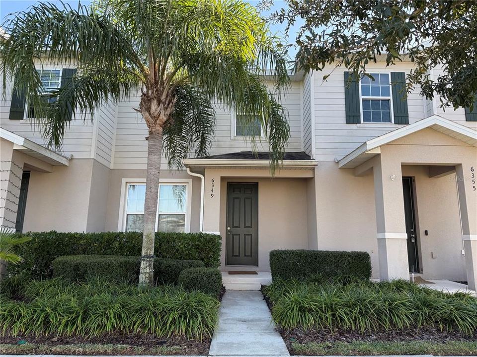 В аренду: $2,600 (3 спален, 2 ванн, 1560 Квадратных фут)