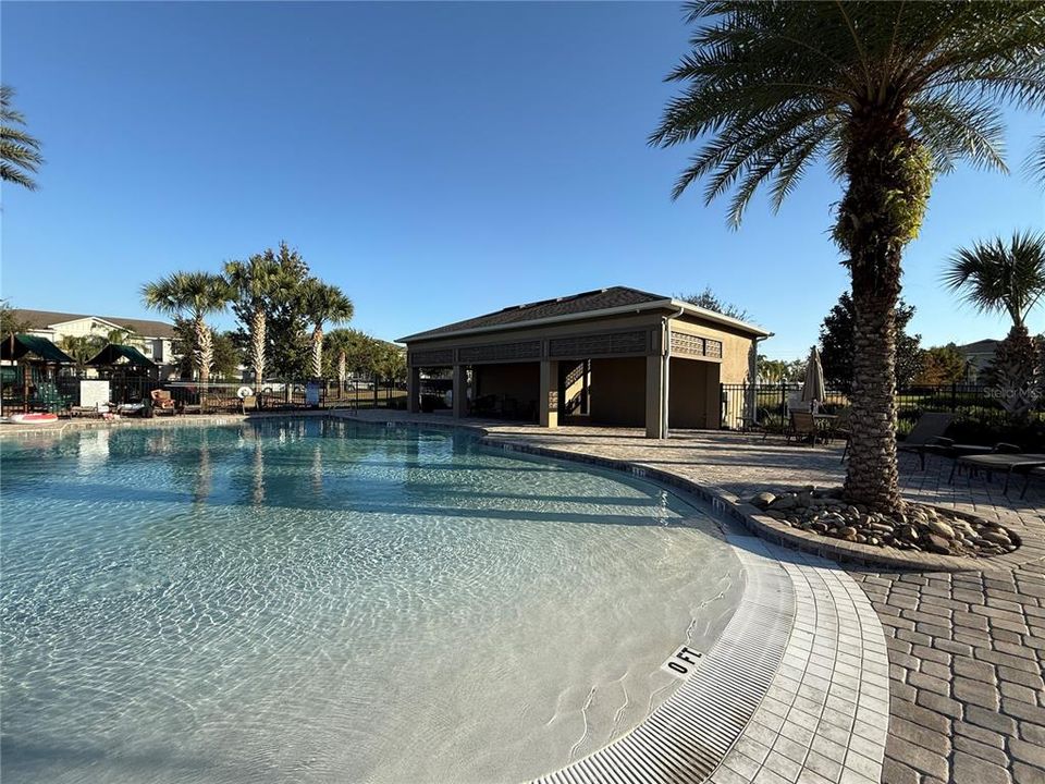 В аренду: $2,600 (3 спален, 2 ванн, 1560 Квадратных фут)