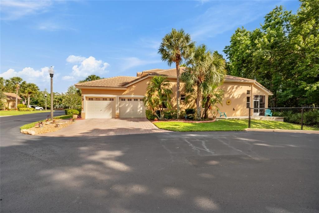 For Sale: $479,000 (3 beds, 2 baths, 2066 Square Feet)