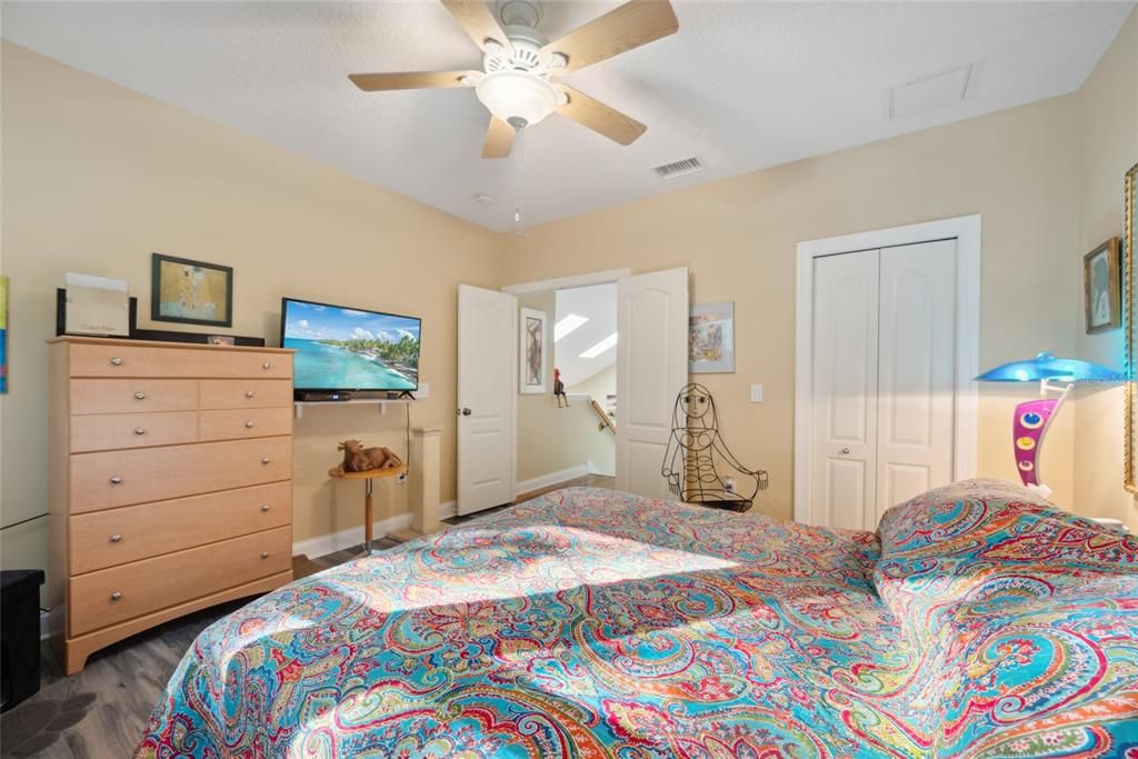 For Sale: $479,000 (3 beds, 2 baths, 2066 Square Feet)