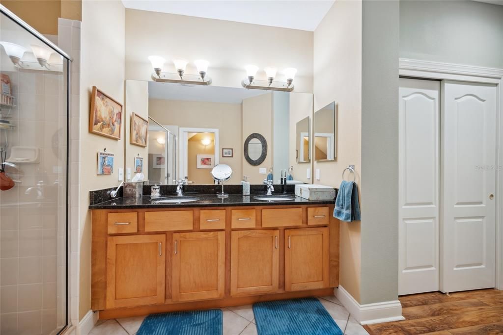 For Sale: $479,000 (3 beds, 2 baths, 2066 Square Feet)