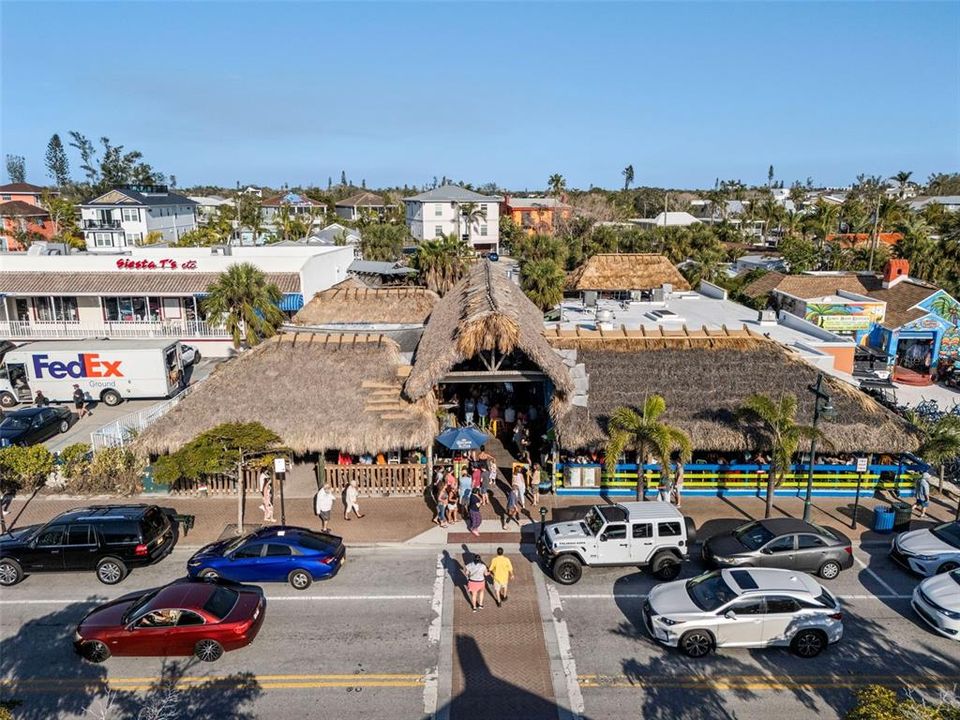 待售: $600,000 (3 贝兹, 2 浴室, 1596 平方英尺)