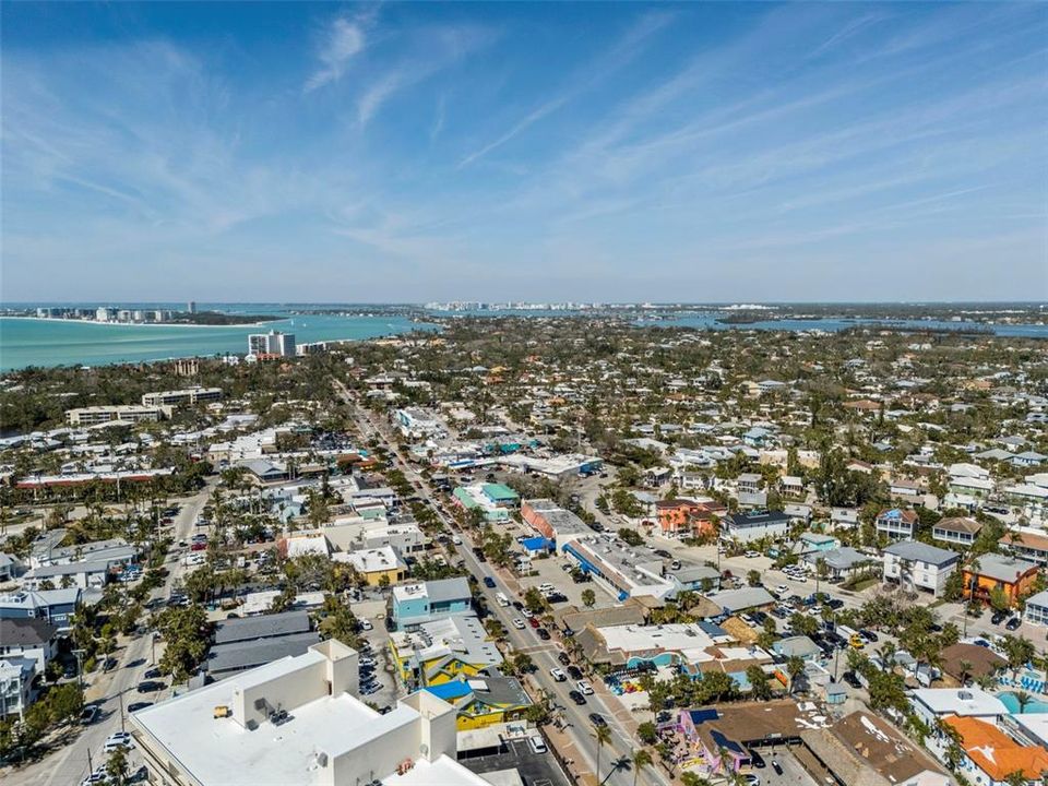 待售: $600,000 (3 贝兹, 2 浴室, 1596 平方英尺)