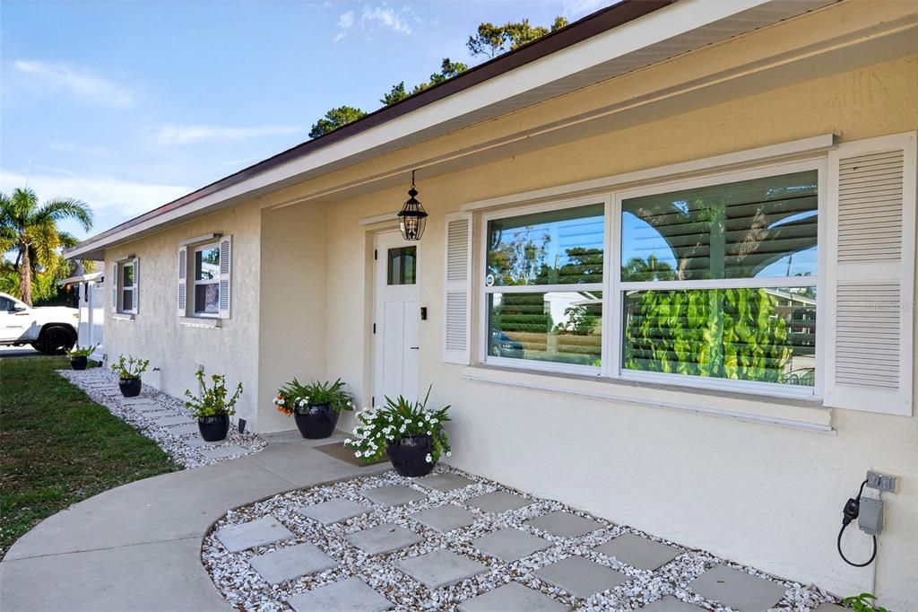 待售: $600,000 (3 贝兹, 2 浴室, 1596 平方英尺)