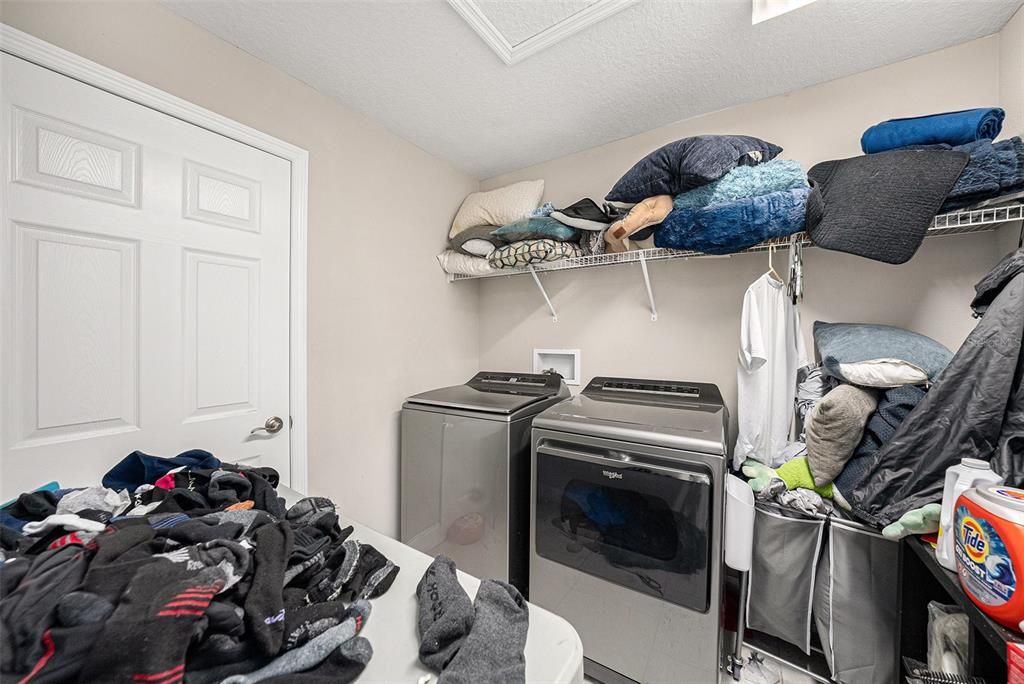 待售: $515,000 (4 贝兹, 2 浴室, 2804 平方英尺)