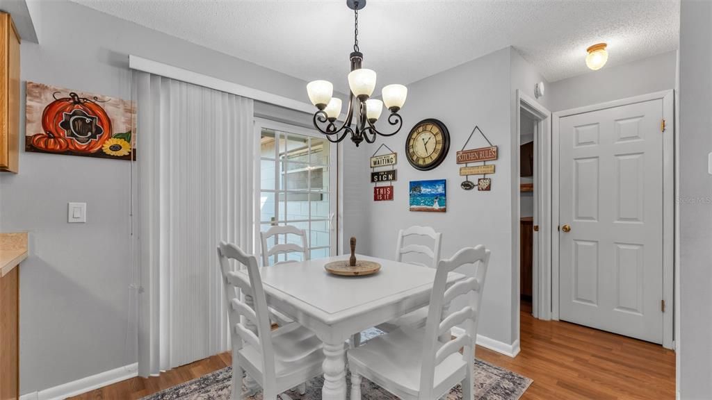 En Venta: $250,000 (3 camas, 2 baños, 964 Pies cuadrados)