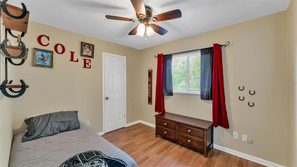 En Venta: $250,000 (3 camas, 2 baños, 964 Pies cuadrados)