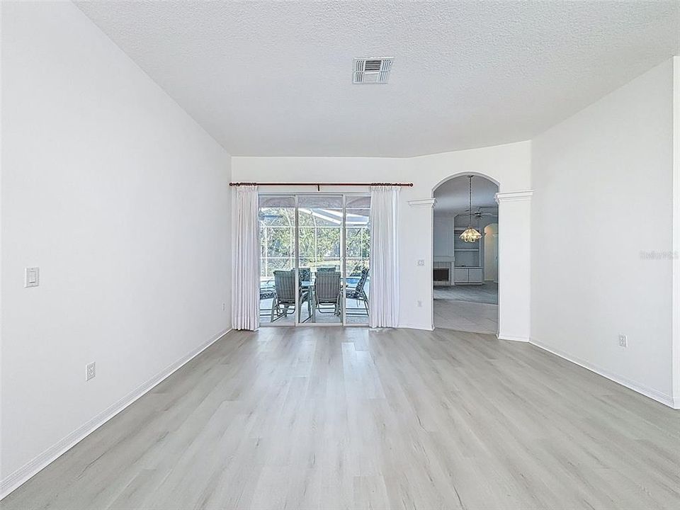 На продажу: $460,000 (4 спален, 3 ванн, 2218 Квадратных фут)