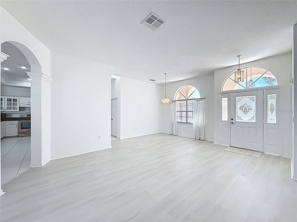 На продажу: $460,000 (4 спален, 3 ванн, 2218 Квадратных фут)