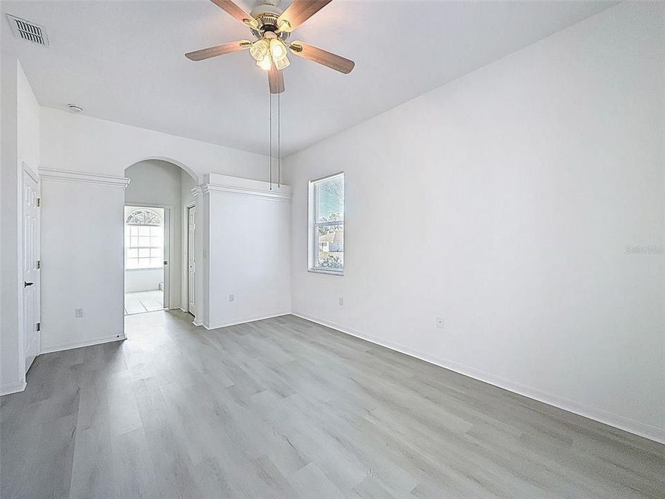 На продажу: $460,000 (4 спален, 3 ванн, 2218 Квадратных фут)