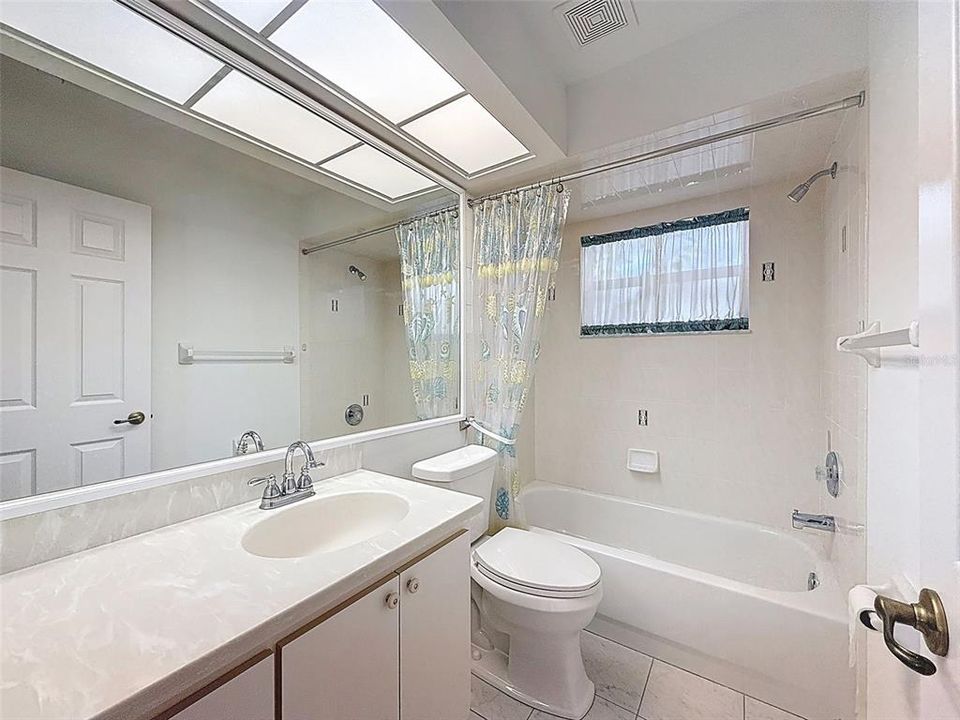 На продажу: $460,000 (4 спален, 3 ванн, 2218 Квадратных фут)