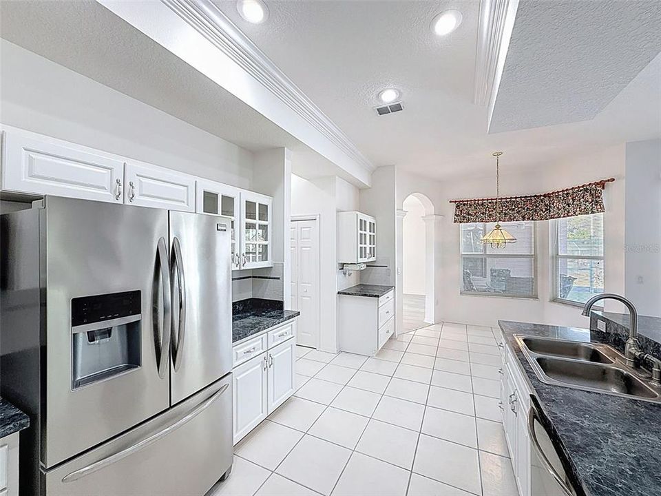 На продажу: $460,000 (4 спален, 3 ванн, 2218 Квадратных фут)