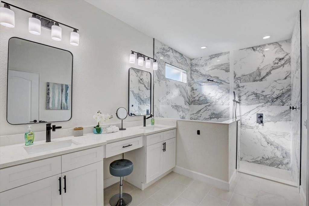 For Sale: $479,900 (4 beds, 3 baths, 2596 Square Feet)