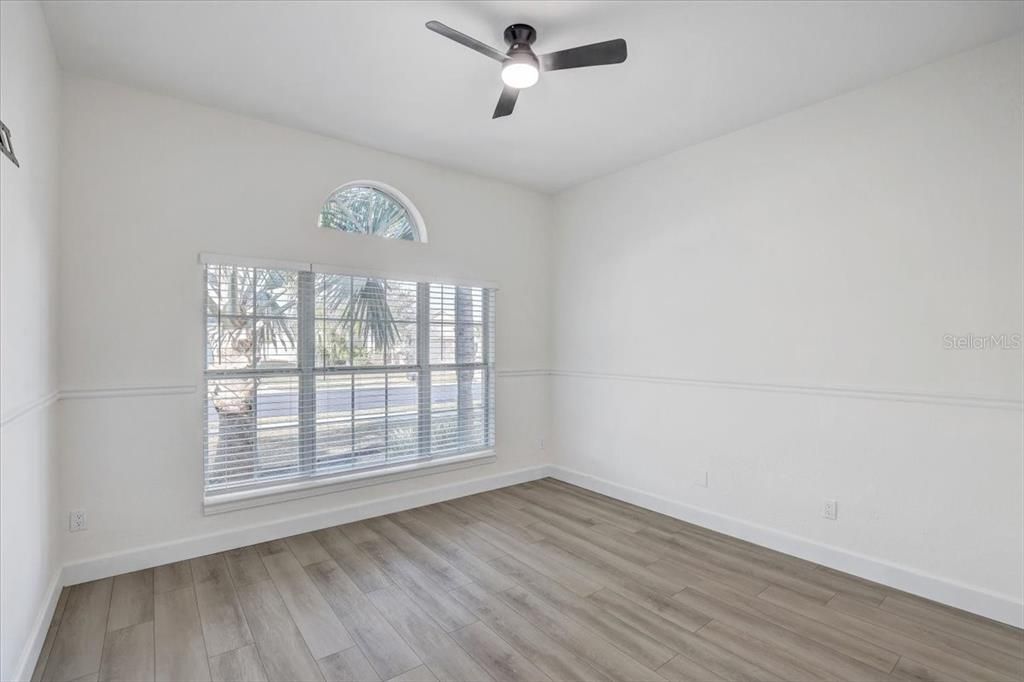 For Sale: $479,900 (4 beds, 3 baths, 2596 Square Feet)