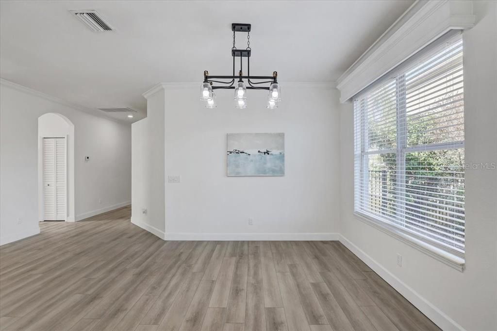 For Sale: $479,900 (4 beds, 3 baths, 2596 Square Feet)