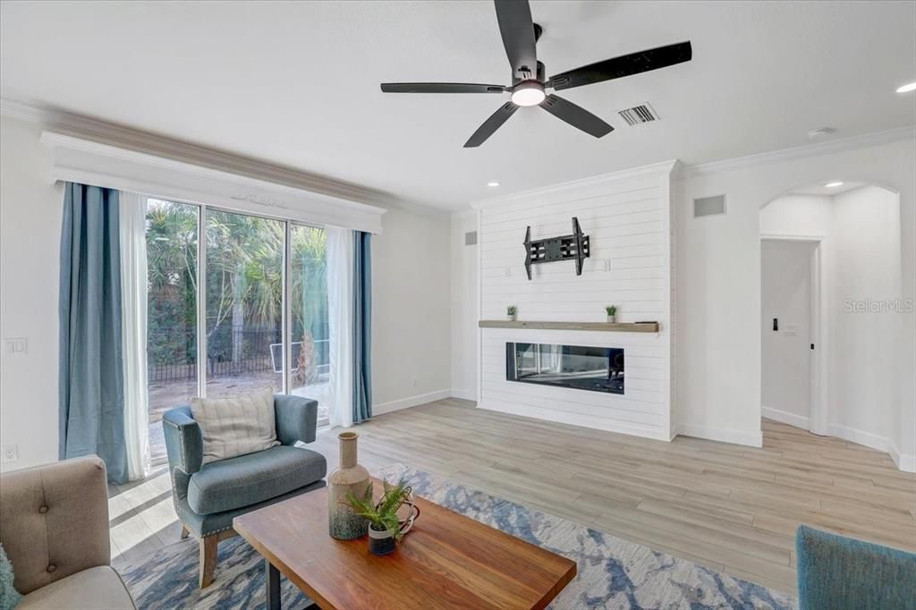 For Sale: $479,900 (4 beds, 3 baths, 2596 Square Feet)