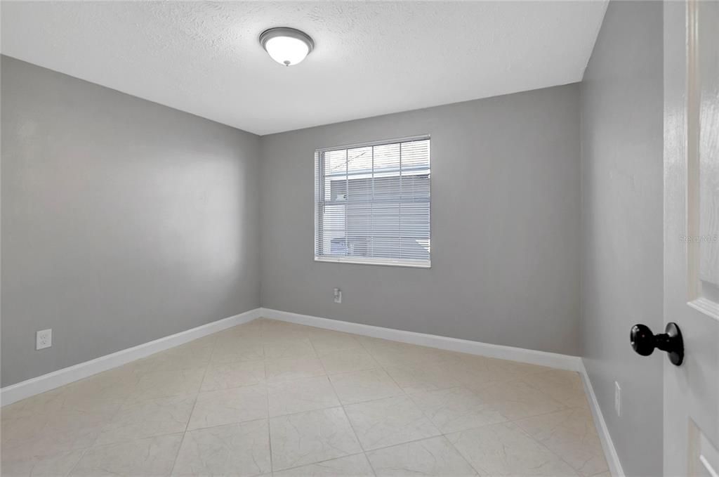 For Sale: $359,900 (3 beds, 2 baths, 1272 Square Feet)