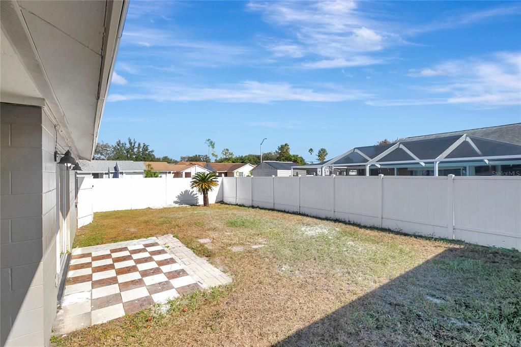 For Sale: $359,900 (3 beds, 2 baths, 1272 Square Feet)