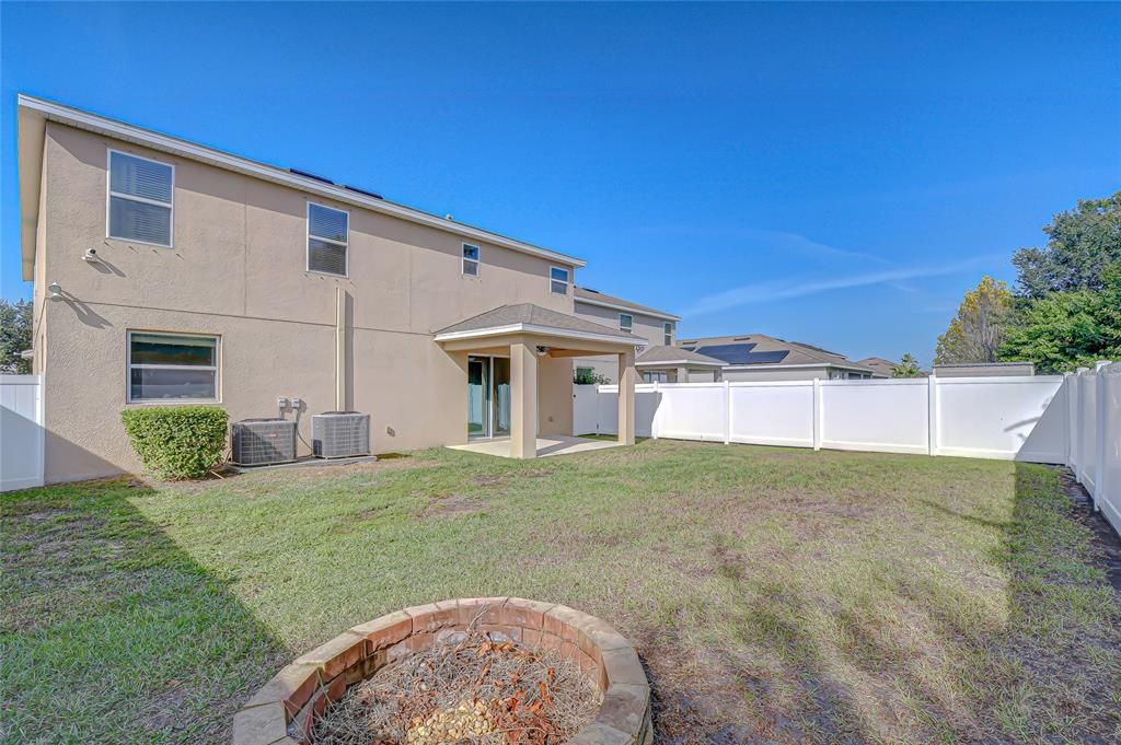 На продажу: $499,000 (5 спален, 4 ванн, 3737 Квадратных фут)